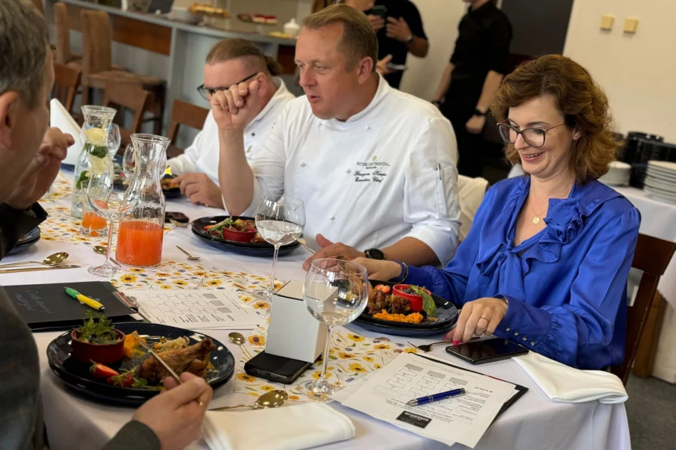 Walczą o staż u Karola Okrasy - zdjęcie 19