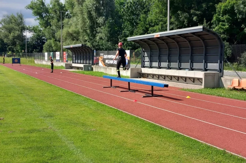 Sportowe zmagania strażaków - zdjęcie 5