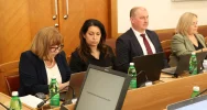 Jednogłośne wotum zaufania oraz jednogłośne absolutorium dla Burmistrz Miasta Limanowa Jolanty Juszkiewicz - zdjęcie 5