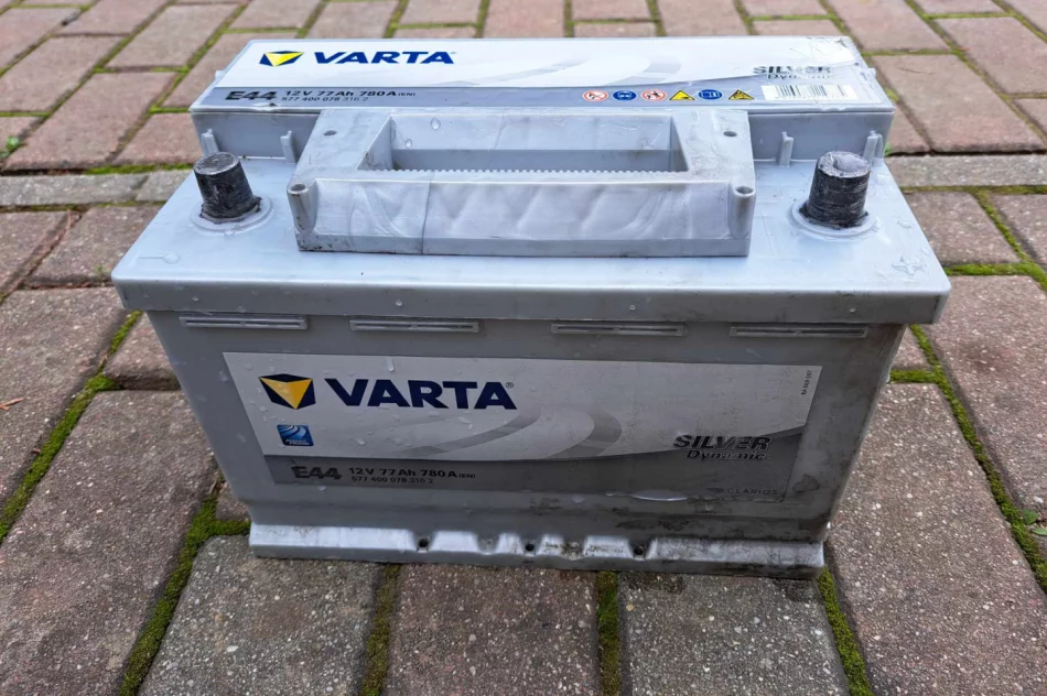Akumulator Varta 77ah 100% sprawny - zdjęcie 1