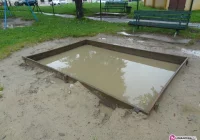 Place zabaw to ruina - zdjęcie główne