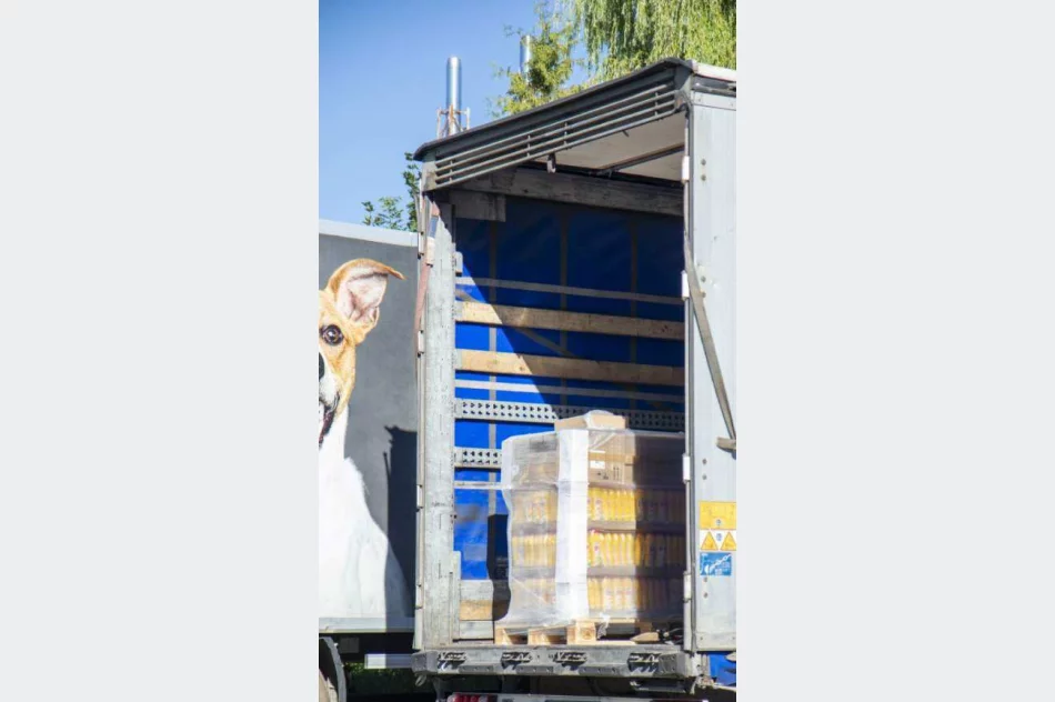Kolejny transport z pomocą humanitarną dotarł do Truskawca - zdjęcie 2