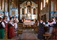 Regionalna Eucharystia i zagórzańskie produkty na kiermaszu - zdjęcie główne