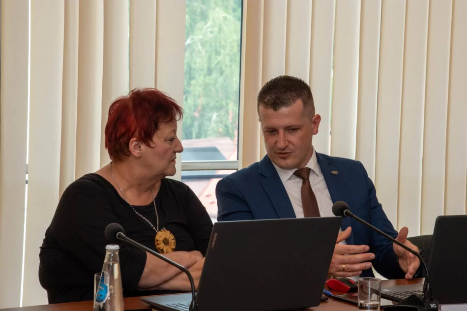 ​Jednogłośne absolutorium dla zarządu - zdjęcie 7