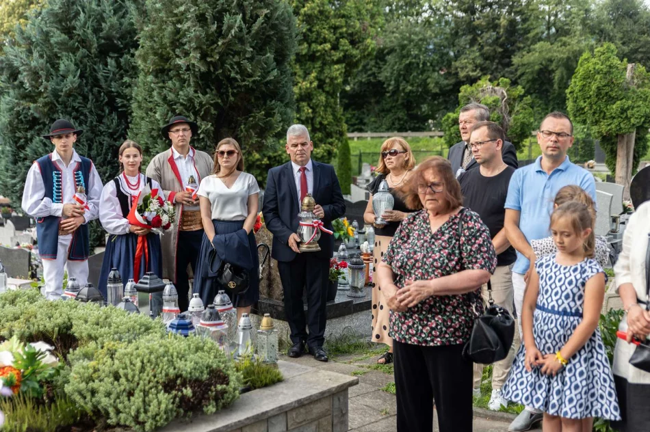 Odbyły się uroczystości 80. rocznicy egzekucji Limanowian w Rdziostowie w 1944 r. - zdjęcie 5