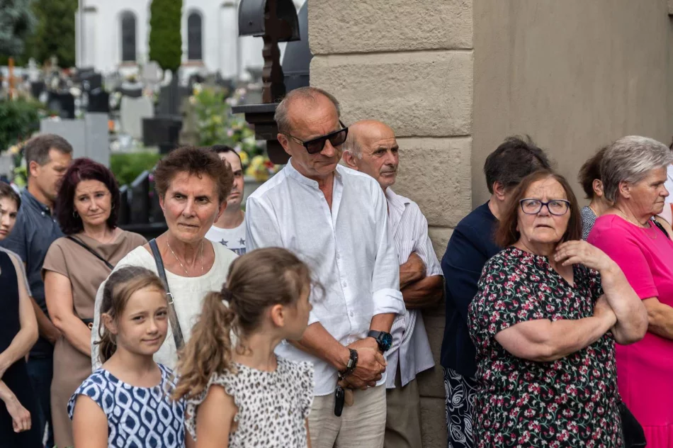 Odbyły się uroczystości 80. rocznicy egzekucji Limanowian w Rdziostowie w 1944 r. - zdjęcie 20