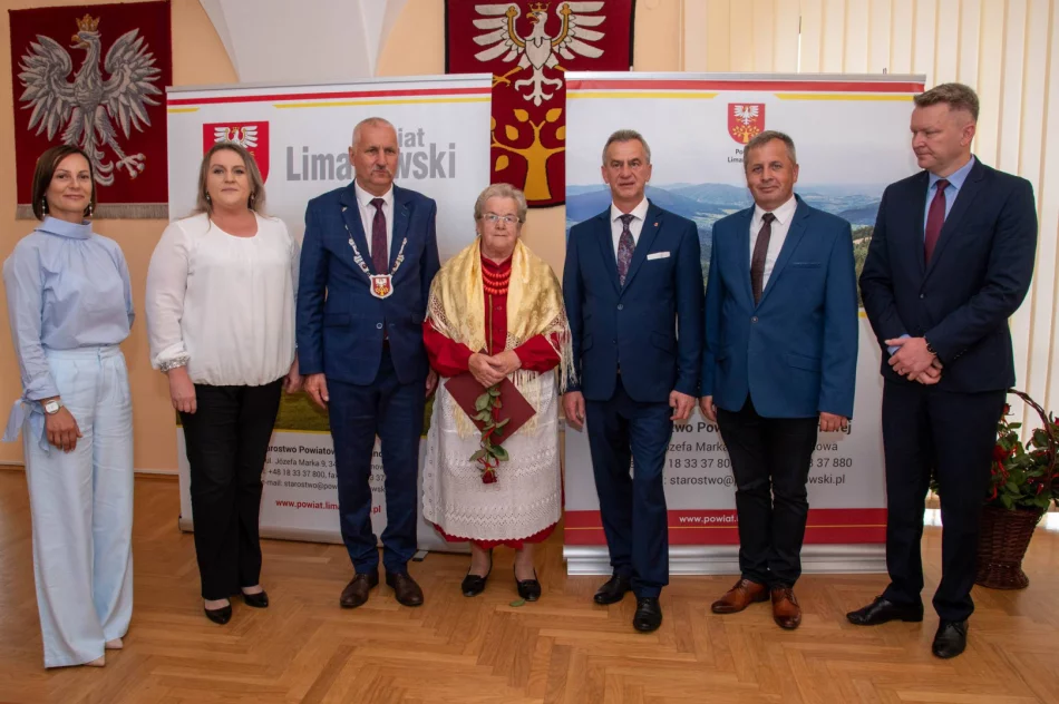 Zasłużeni dla promocji Limanowszczyzny z nagrodami (ZDJĘCIA) - zdjęcie 4