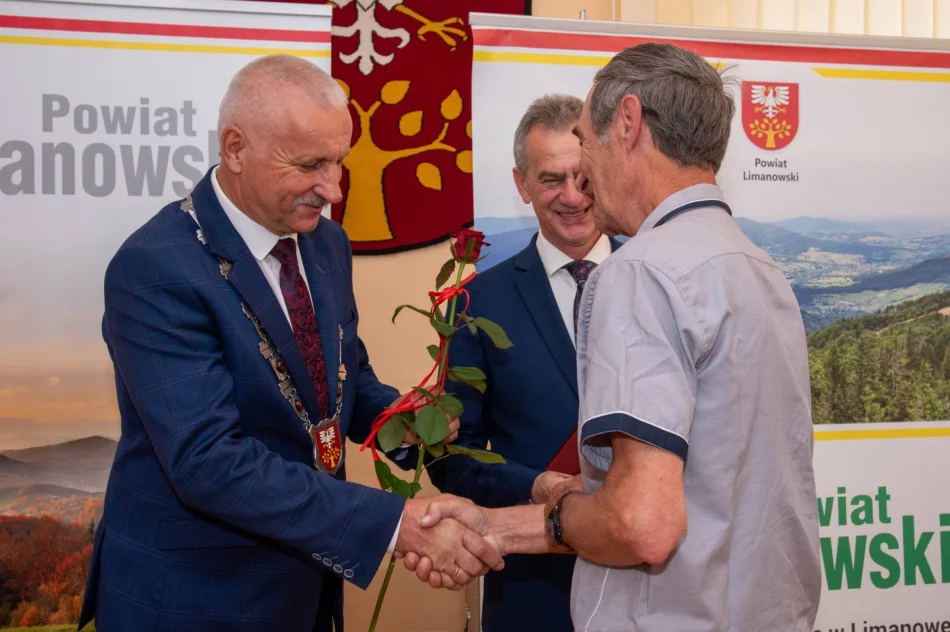 Zasłużeni dla promocji Limanowszczyzny z nagrodami (ZDJĘCIA) - zdjęcie 11