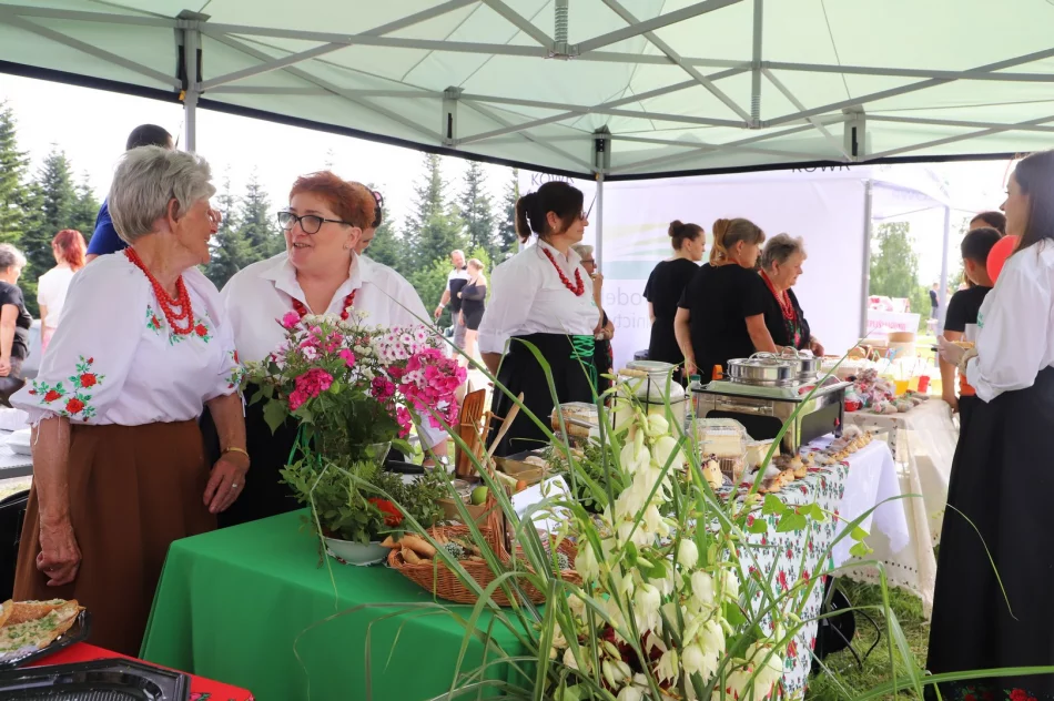 Letni sezon turystyczny otwarty imprezą (ZDJĘCIA) - zdjęcie 16