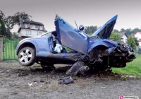 Niebezpieczny wypadek przy wyprzedzaniu - zdjęcie główne