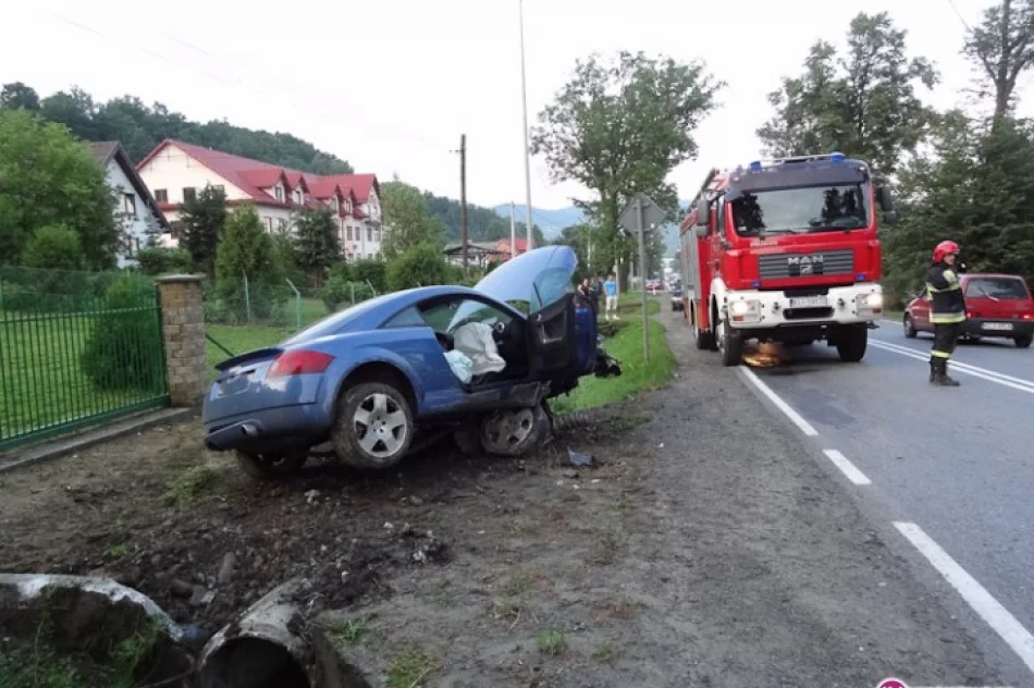 Niebezpieczny wypadek przy wyprzedzaniu - zdjęcie 2