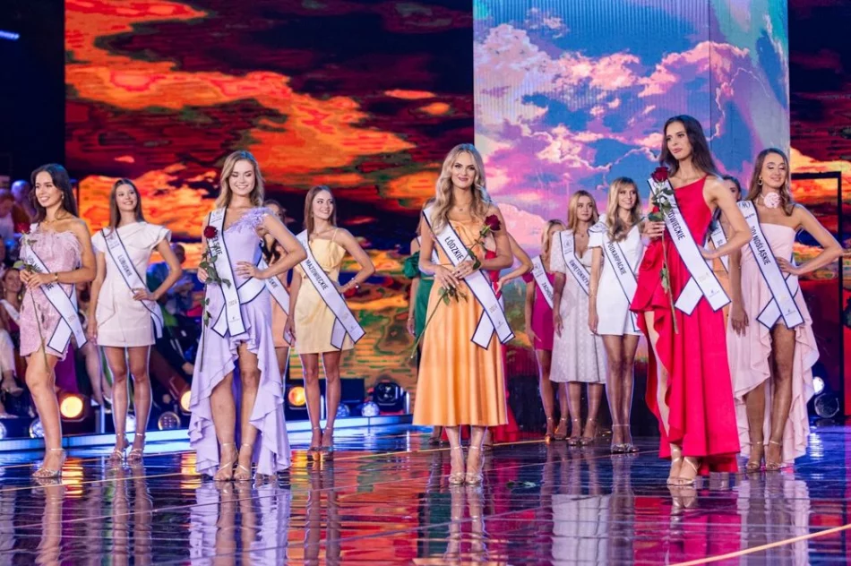 Najpiękniejsze kobiety na gali w regionie. Znana nowa Miss Polski 2024 (ZDJĘCIA) - zdjęcie 18