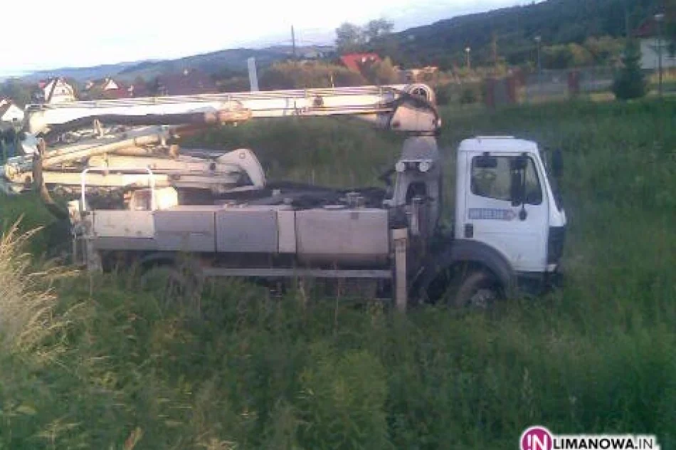 Wyjechała wprost pod ciężarówkę - zdjęcie 2