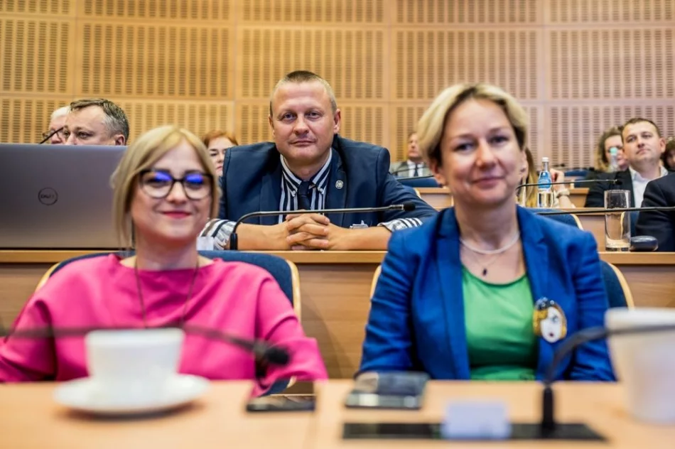 VIII sesja sejmiku: nowy wiceprzewodniczący i składy komisji - zdjęcie 10