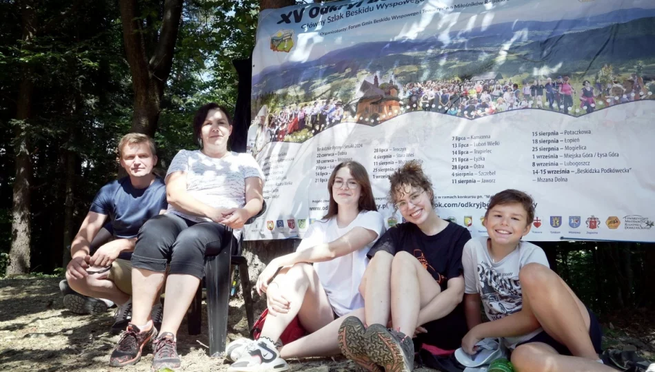 Wędrówka w upalny poranek i liczne spotkanie na szczycie (ZDJĘCIA) - zdjęcie 1