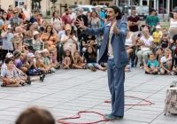  DNI LIMANOWEJ 2024 - teatry uliczne opanowały miasto w pierwszy weekend wydarzenia - zdjęcie główne
