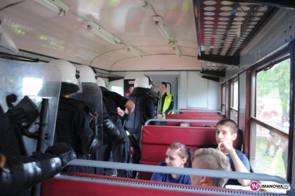 Ćwiczyli razem z policją przed Euro 2012 - zdjęcie 2