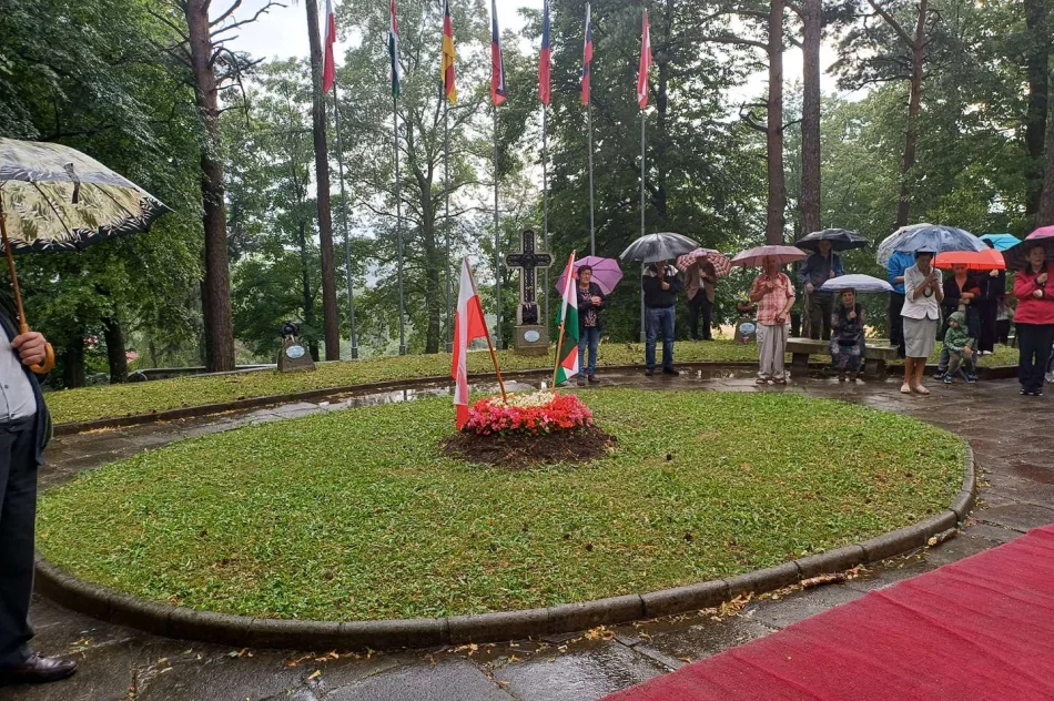 ​Tradycyjna lipcowa Eucharystia na wzgórzu Jabłoniec - zdjęcie 3