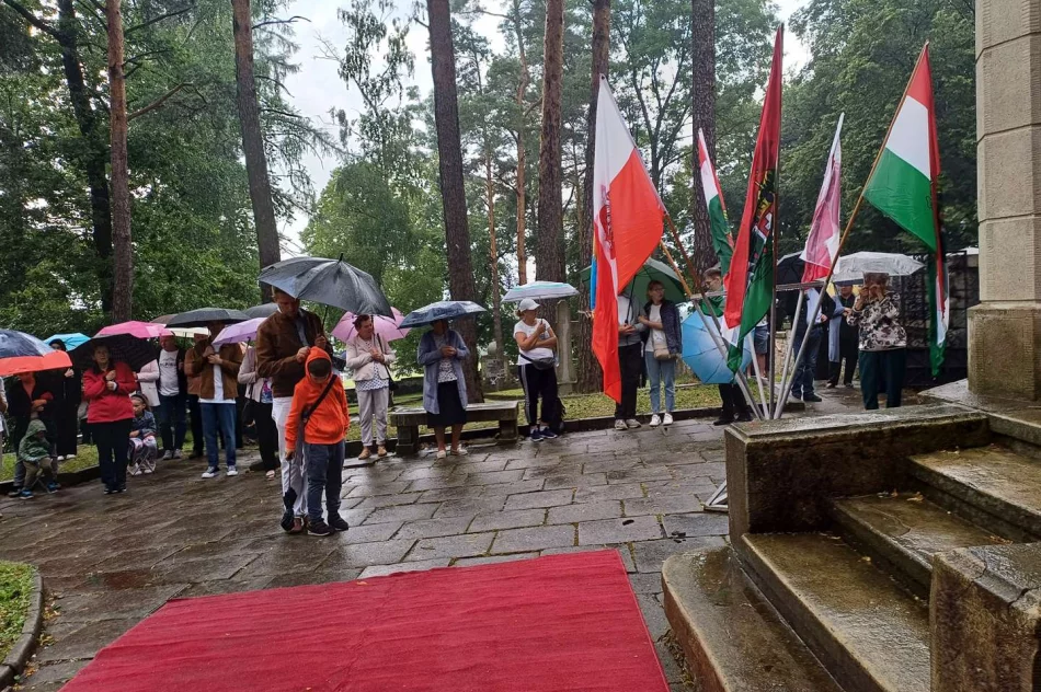 ​Tradycyjna lipcowa Eucharystia na wzgórzu Jabłoniec - zdjęcie 20