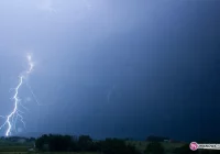 Ostrzeżenie o burzach - zdjęcie główne