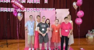 Wśród kreacji dominował różowy - II pokaz mody osób z niepełnosprawnościami - zdjęcie 4