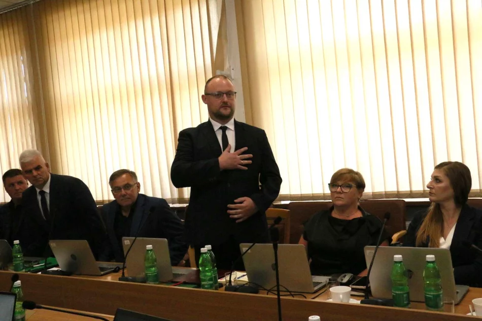 Nowy radny złożył ślubowanie, powołano Komisje Rady Miasta - zdjęcie 4