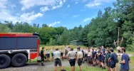 Strażacy z wizytą w harcerskim obozie - zdjęcie 2