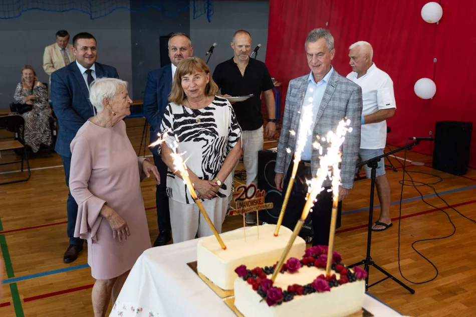 20-lecie działalności świętowała Limanowska Akcja Charytatywna - zdjęcie 17