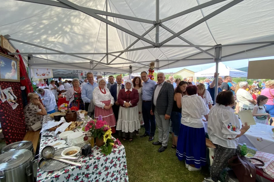 Jubileuszowy przegląd dorobku KGW (ZDJĘCIA) - zdjęcie 12
