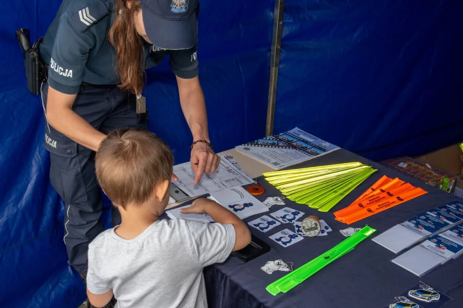 Policjanci obchodzili swoje święto - 50 funkcjonariuszy z awansem (ZDJĘCIA) - zdjęcie 18