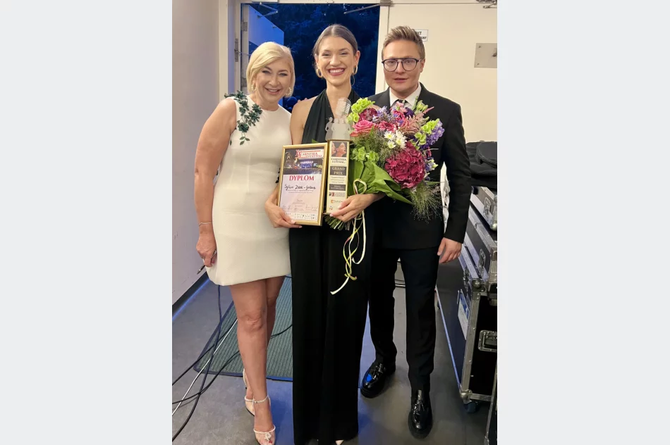 Sylwia Zelek-Golonka zdobyła Grand Prix na Międzynarodowym Festiwalu „Carpathia” - zdjęcie 5