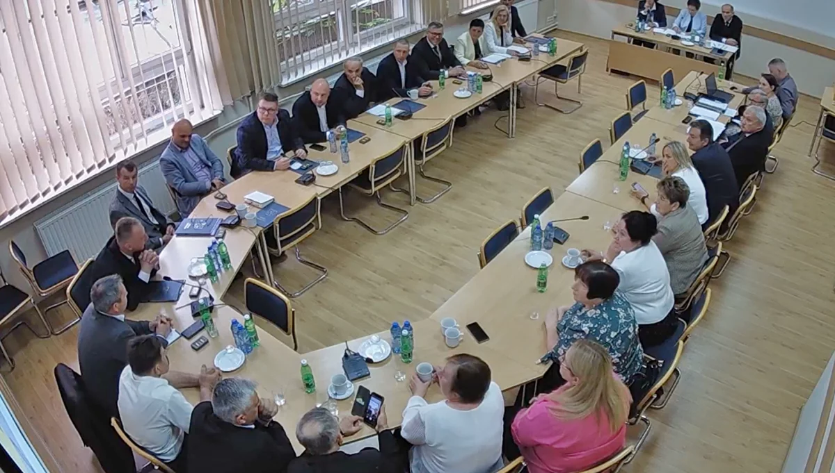 Sesja na żywo - oglądaj online