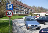 Parking bez wyjazdu - zdjęcie główne