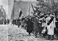 Zawyją syreny alarmowe - dziś 80. rocznica Powstania Warszawskiego - zdjęcie główne