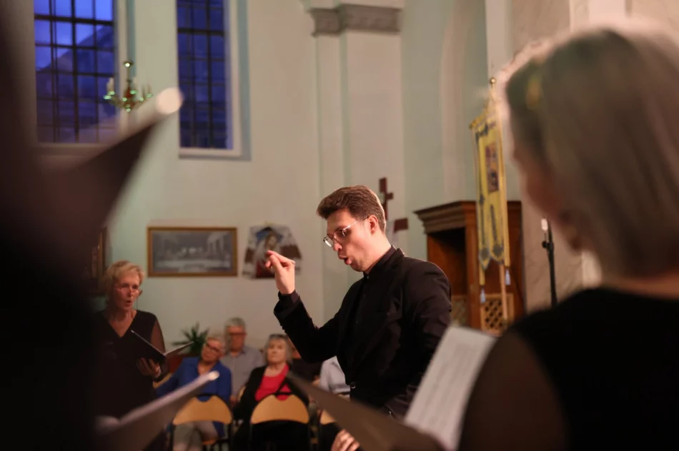 Limanowski chór wystąpił na Festiwalu Dziedzictwa Kresów (ZDJĘCIA, WIDEO) - zdjęcie 2