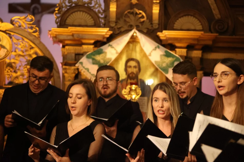 Limanowski chór wystąpił na Festiwalu Dziedzictwa Kresów (ZDJĘCIA, WIDEO) - zdjęcie 7