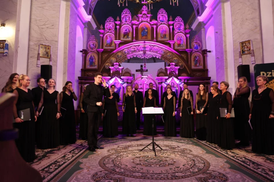 Limanowski chór wystąpił na Festiwalu Dziedzictwa Kresów (ZDJĘCIA, WIDEO) - zdjęcie 17