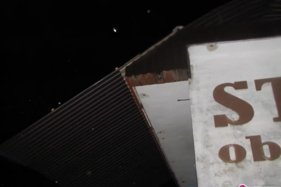 Wiatr zerwał dach, IMiGW wydało ostrzeżenie - zdjęcie 2