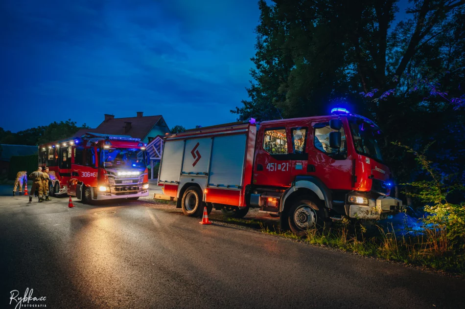 Badają próbki, w oczyszczalni “kontrola interwencyjna” (ZDJĘCIA) - zdjęcie 12