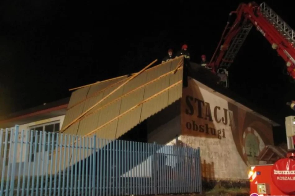 Wiatr zerwał dach, IMiGW wydało ostrzeżenie - zdjęcie 3