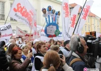 Związkowcy pikietują - zdjęcie główne