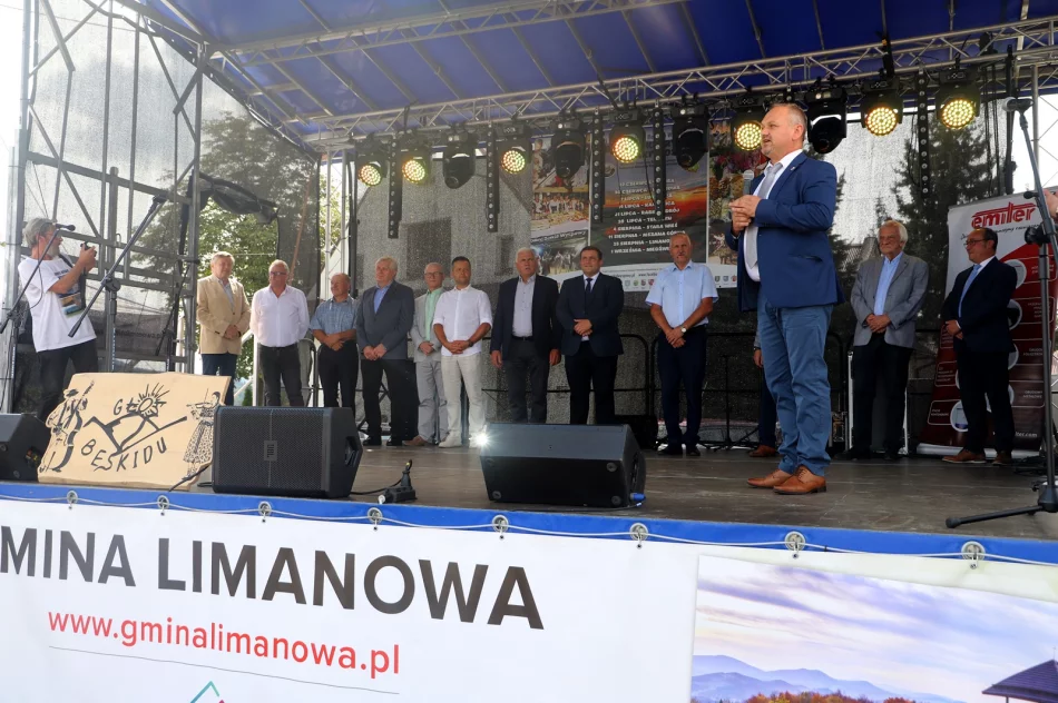 Tłumy na Beskidzkich Rytmach i Smakach w Starej Wsi - zdjęcie 10