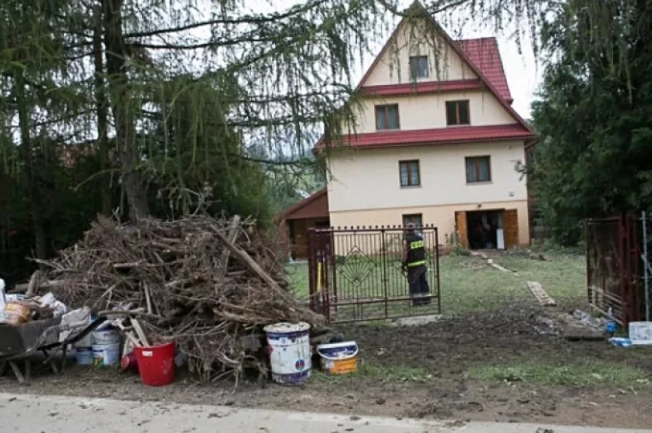 Taka była siła żywiołu sprzed 10 lat - rocznica powodzi (ZDJĘCIA, WIDEO) - zdjęcie 15