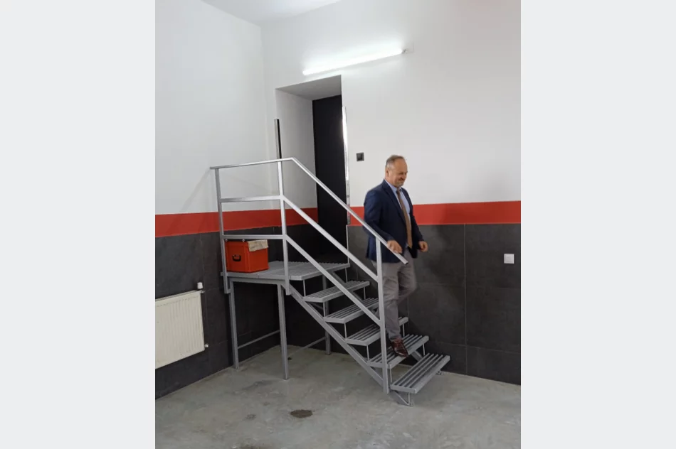Odbiór garażu dla samochodu strażackiego przez OSP Rupniów - zdjęcie 20