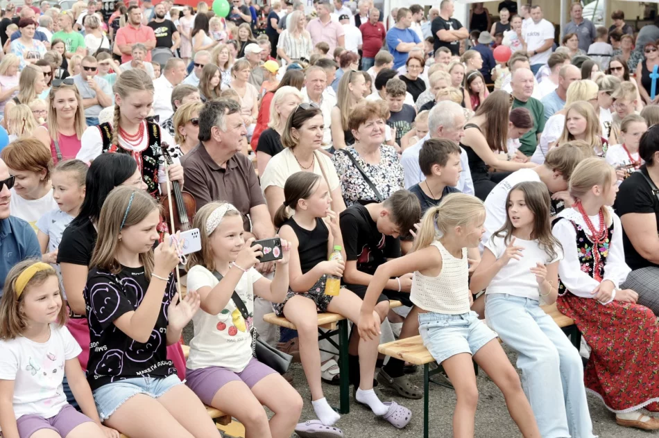 ​Kolejna odsłona festiwalu kultury i tradycji Beskidu Wyspowego (ZDJĘCIA) - zdjęcie 8