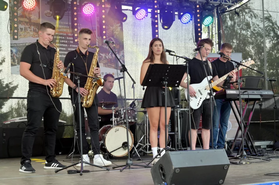 ​Kolejna odsłona festiwalu kultury i tradycji Beskidu Wyspowego (ZDJĘCIA) - zdjęcie 20