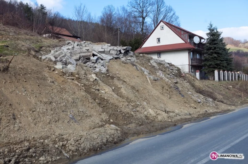 Osuwisko znów na drodze - zdjęcie 3