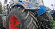 Niewybuch eksplodował pod traktorem - zdjęcie 2
