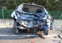 Bus uderzył w tył osobówki - zdjęcie główne