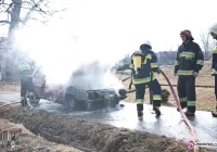 Pożar samochodu - zdjęcie główne